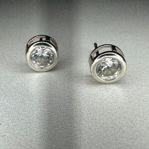Sparkling Clear Gem Stud Earrings Sterling Silver Bezel Set Casual Glamour 925